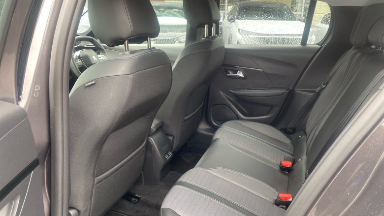 Peugeot 208 1.2 PureTech 100 Allure Premium 5dr Petrol Hatchback